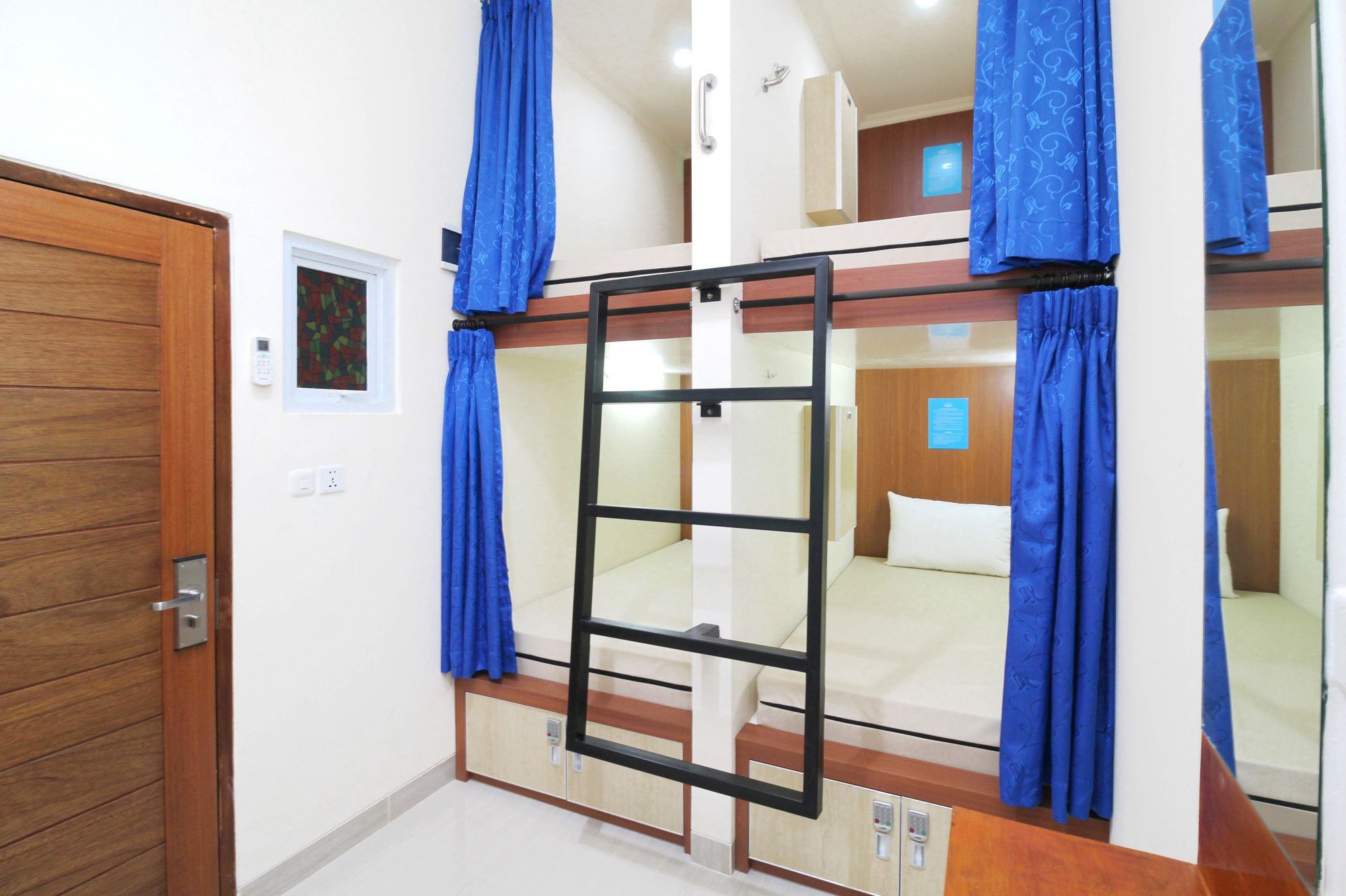 Sky Inn Glodok 1 ジャカルタ エクステリア 写真
